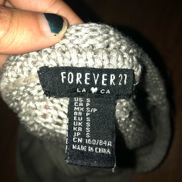 Sweater - Picture 3 of 3